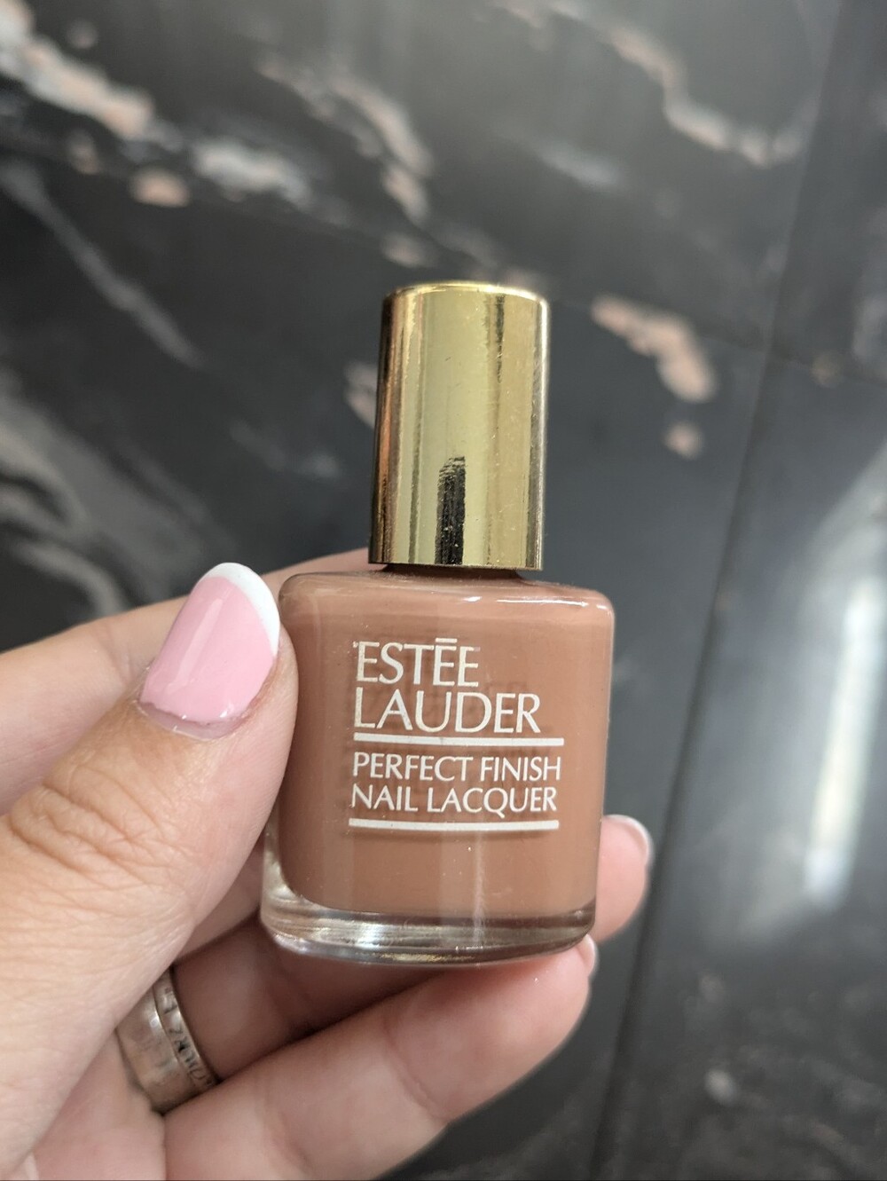 Estee Lauder Perfect Finish Nail Lacquer